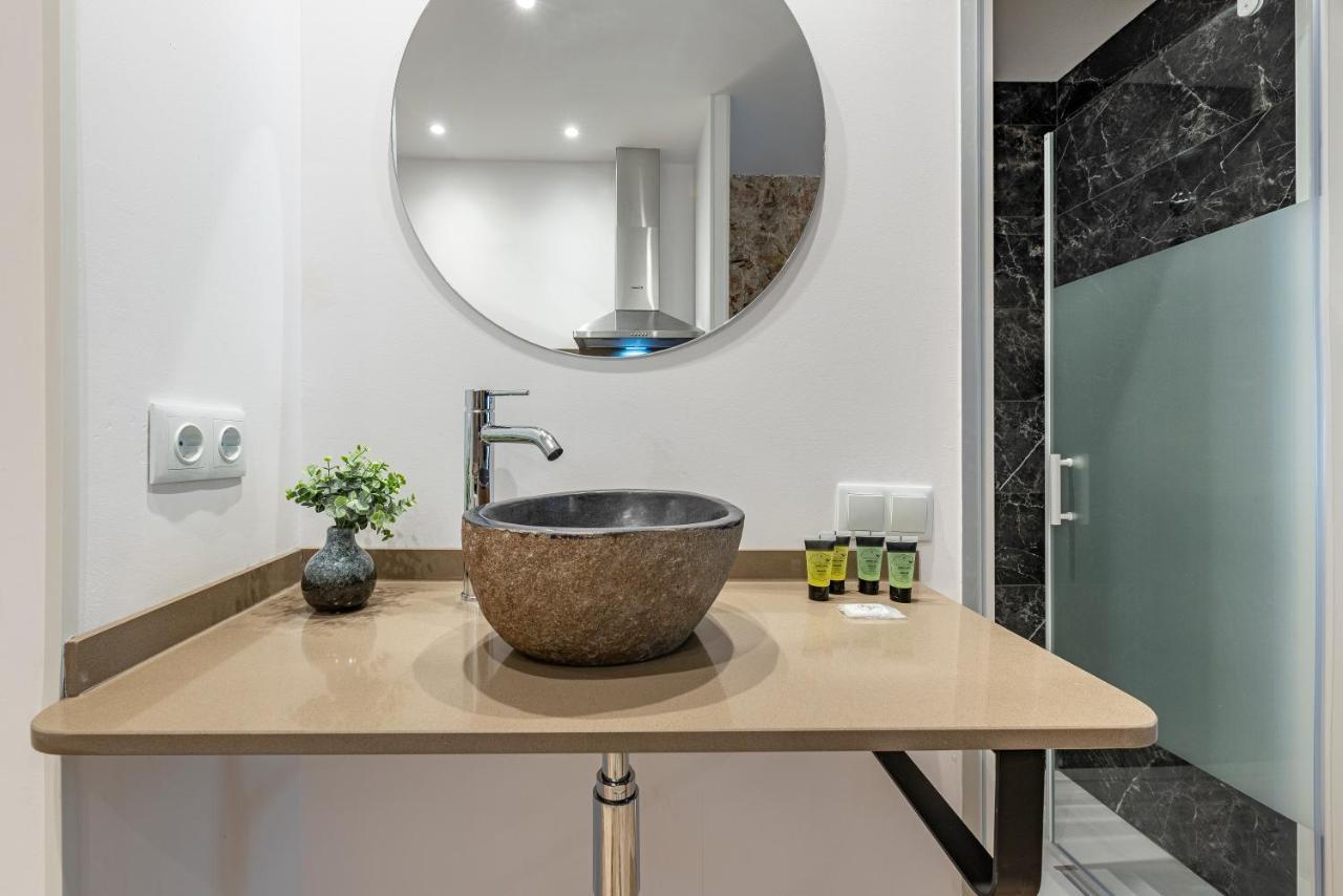 Stone Wall Apartment En Barri Port Maritim Ταραγόνα Εξωτερικό φωτογραφία
